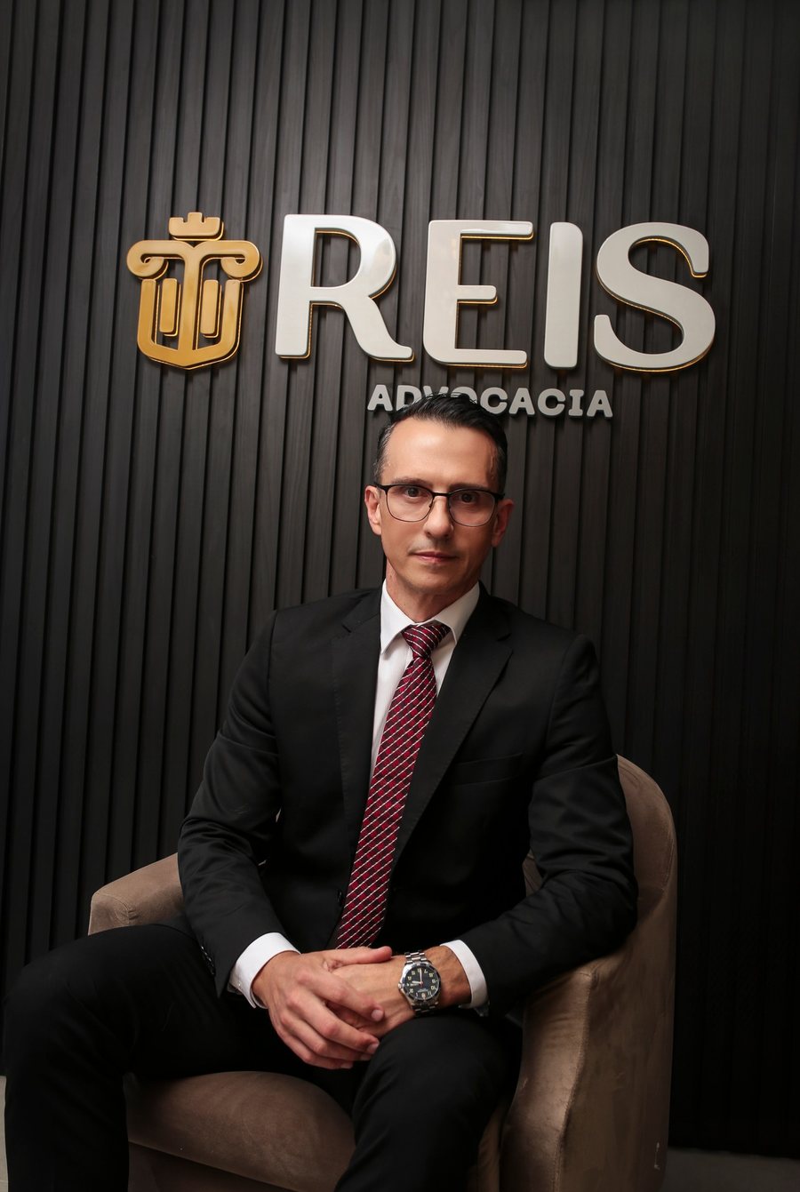 Gefferson Reis, advogado responsável pela Reis Advocacia